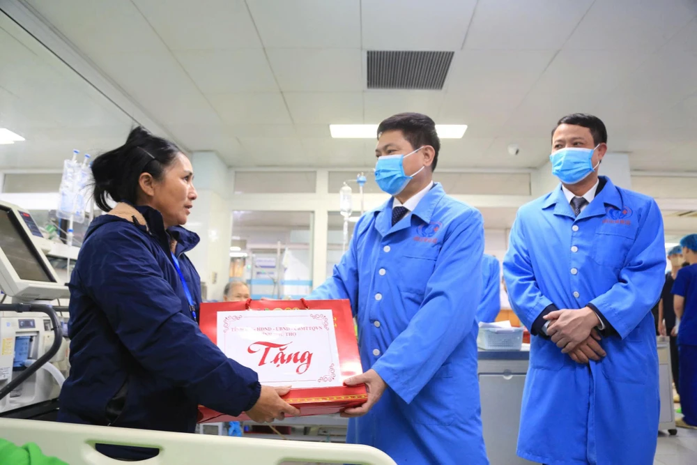 Phú Thọ quyết tâm đưa Bệnh viện Đa khoa tỉnh lên hạng đặc biệt.jpg