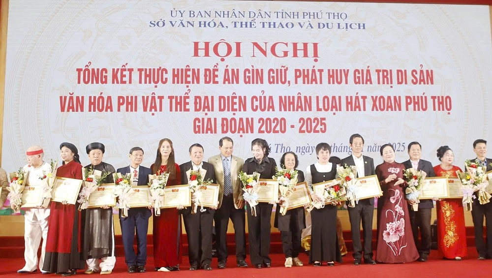 Phú Thọ gìn giữ và phát huy giá trị di sản Hát Xoan.jpeg