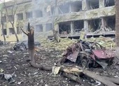 VIDEO: Khung cảnh tan hoang sau đợt pháo kích của Nga tại bệnh viện nhi Mariupol