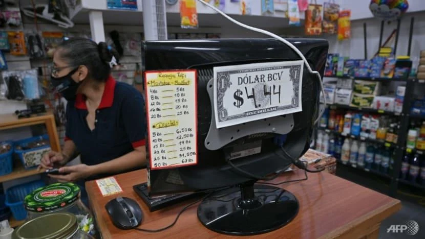 Ba năm bế tắc chính trị đã khiến điều kiện kinh tế và xã hội ở Venezuela xấu đi đáng kể. Ảnh: AFP