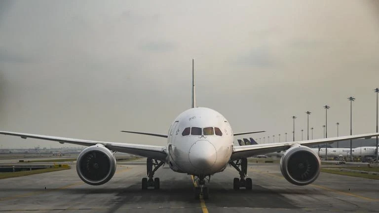 Bộ Tư pháp Mỹ hôm 6-6 đã ra lệnh tịch thu hai máy bay của tỉ phú người Nga - ông Roman Abramovich. Ảnh: RT