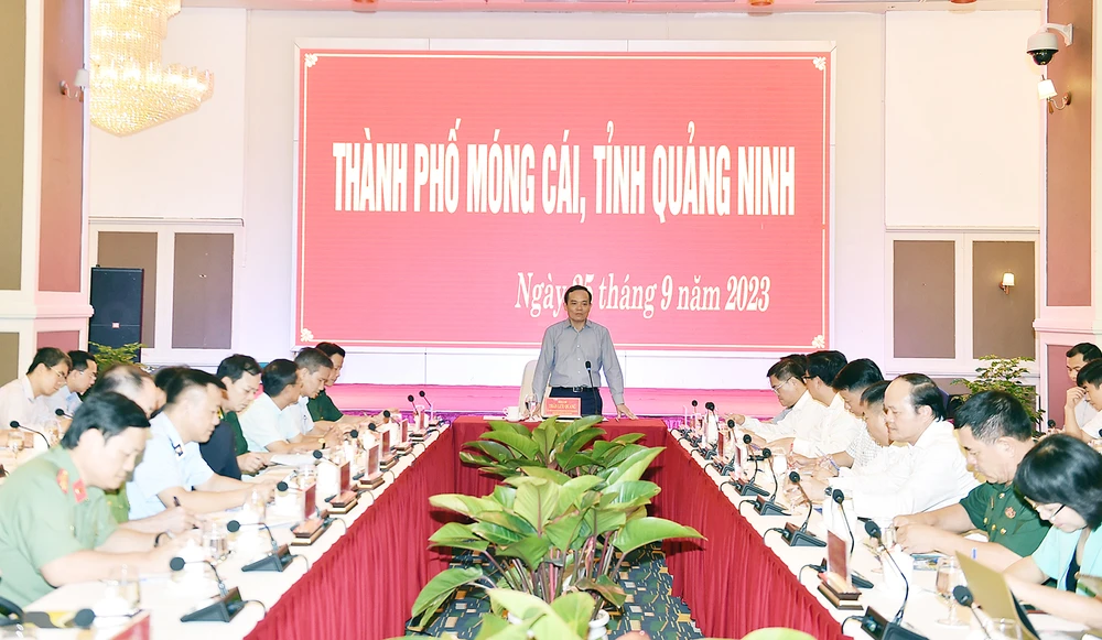 pho-thu-tuong-quang-lam-viec-voi-quang-ninh-ve-phong-chong-buon-lau.png