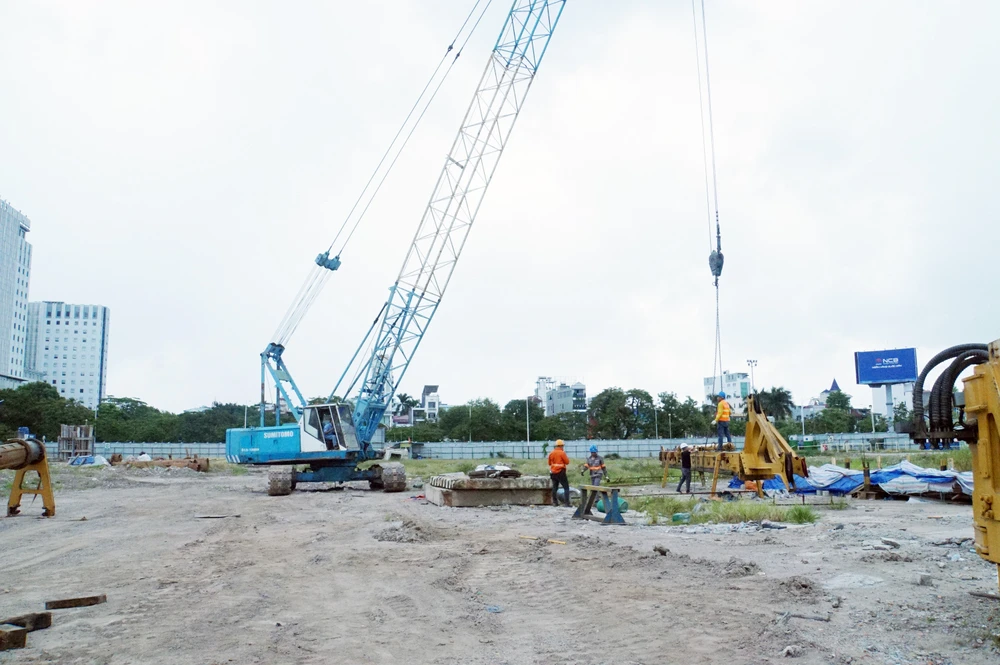 trung tâm thương mại chợ Sắt