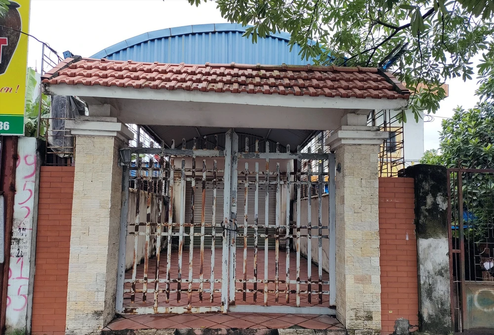 Trụ sở nhóm Bông hồng đen