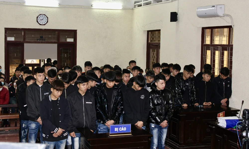Các thanh niên trong vụ gây rối trật tự công cộng hồi cuối năm 2022 ở TP Hải Dương lĩnh án