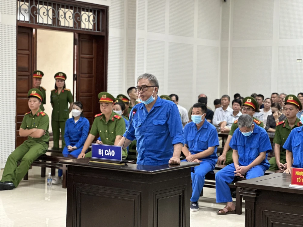 Cựu giám đốc Công an Hải Phòng Đỗ Hữu Ca tại phiên toà. Ảnh: Ngọc Sơn