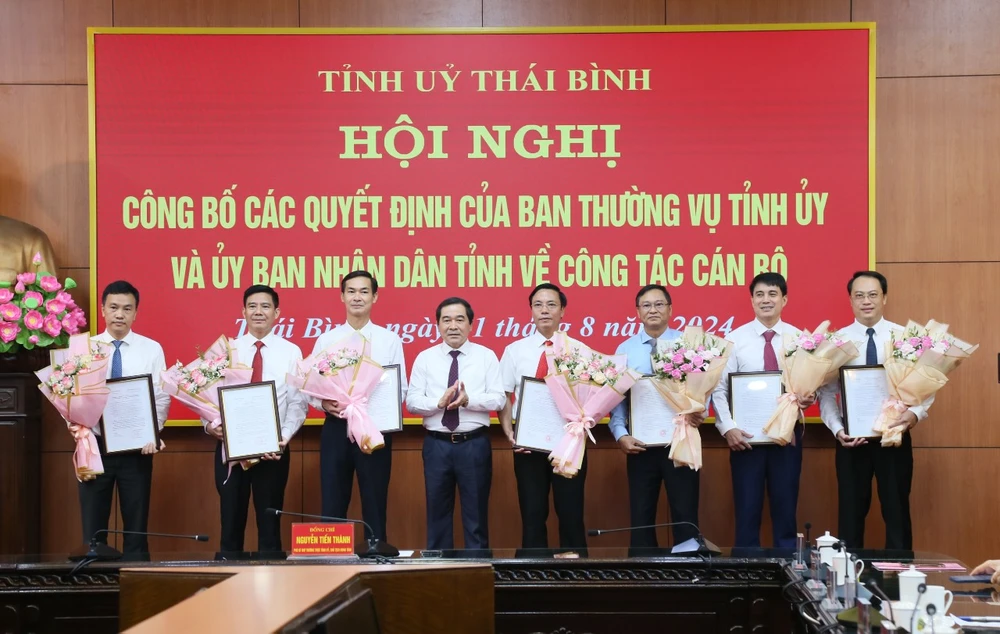 Ban Thường vụ Tỉnh uỷ, UBND tỉnh Thái Bình điều động, luân chuyển 7 vị trí lãnh đạo