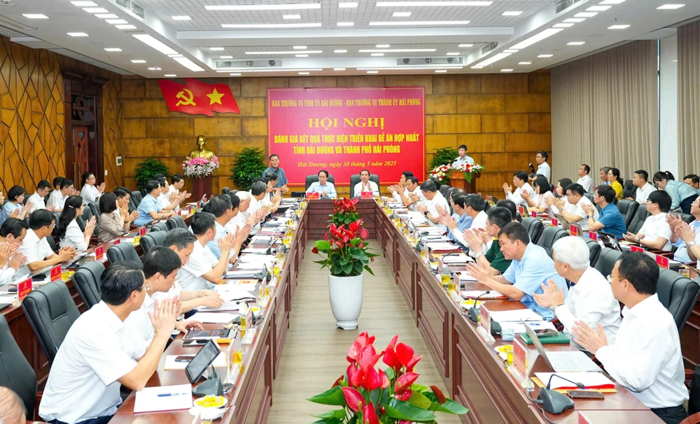 Ban Thường vụ Tỉnh ủy Hải Dương và Ban Thường vụ Thành ủy Hải Phòng tổ chức đánh giá kết quả thực hiện triển khai đề án hợp nhất Hải Phòng và Hải Dương