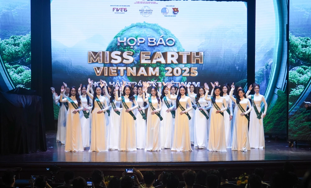 lo-dien-top-50-thi-sinh-hoa-hau-trai-dat-viet-nam-2025-1.JPG