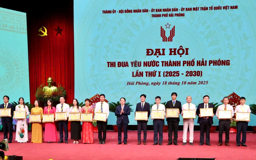 gan-thi-dua-voi-cong-viec-voi-sinh-hoat-hang-ngay-de-ai-cung-co-the-tham-gia-thuc-hien-3.jpg