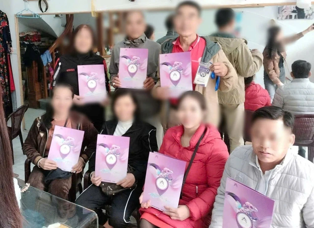 Một số nhà đầu tư bị lừa đảo vào dự án tiền ảo. Ảnh: CAHP