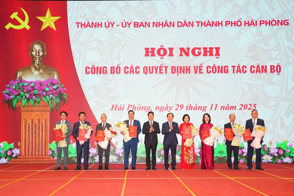hai-phong-dieu-dong-bo-nhiem-hang-loat-lanh-dao-so-ban-nganh-2.jpg