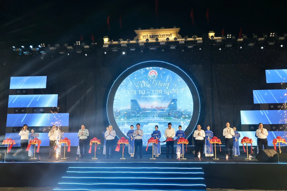 hai-phong-khai-mac-chuoi-hoat-dong-van-hoa-dac-sac-tai-dai-vuon-hoa-trung-tam-thanh-pho-8.jpg