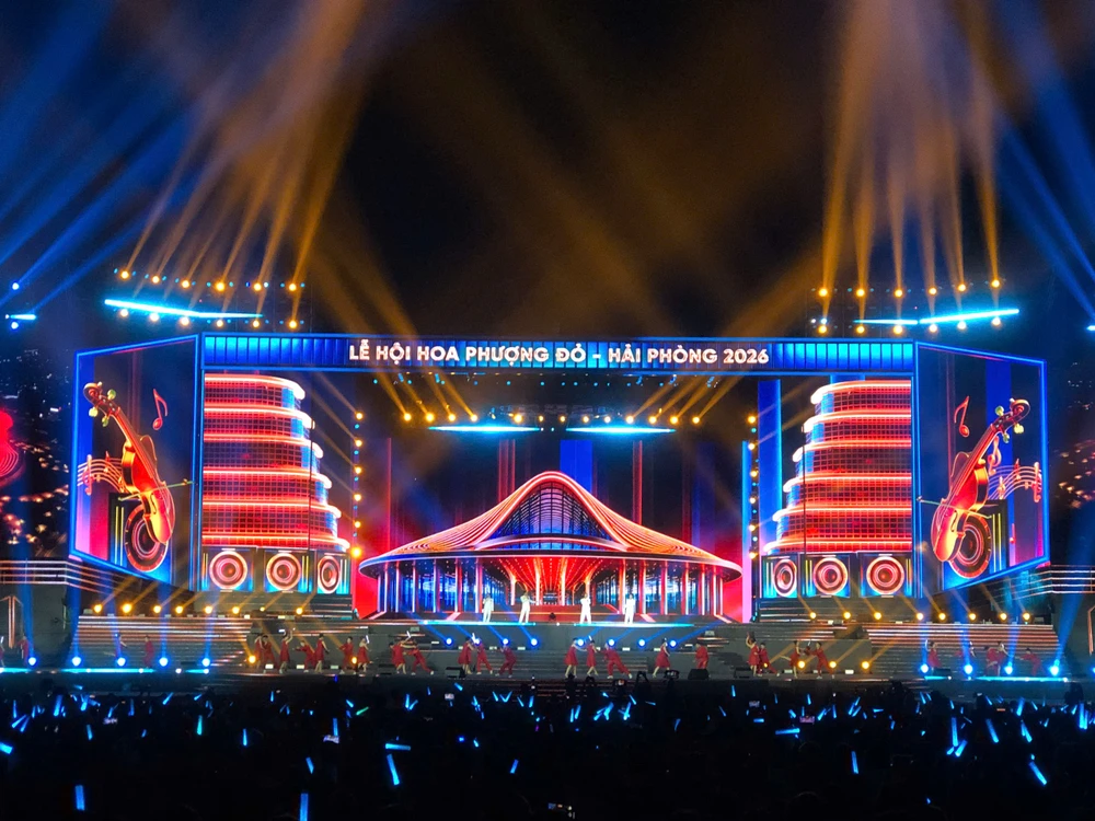khai-mac-le-hoi-hoa-phuong-do-hai-phong-2026-5.jpg