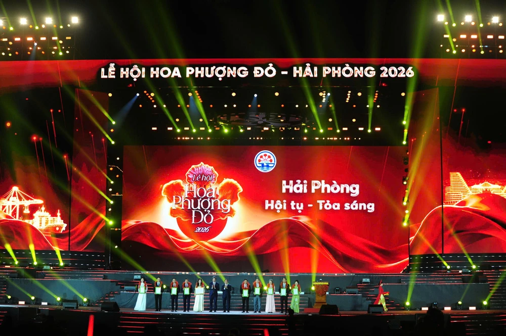 khai-mac-le-hoi-hoa-phuong-do-hai-phong-2026-6.jpg