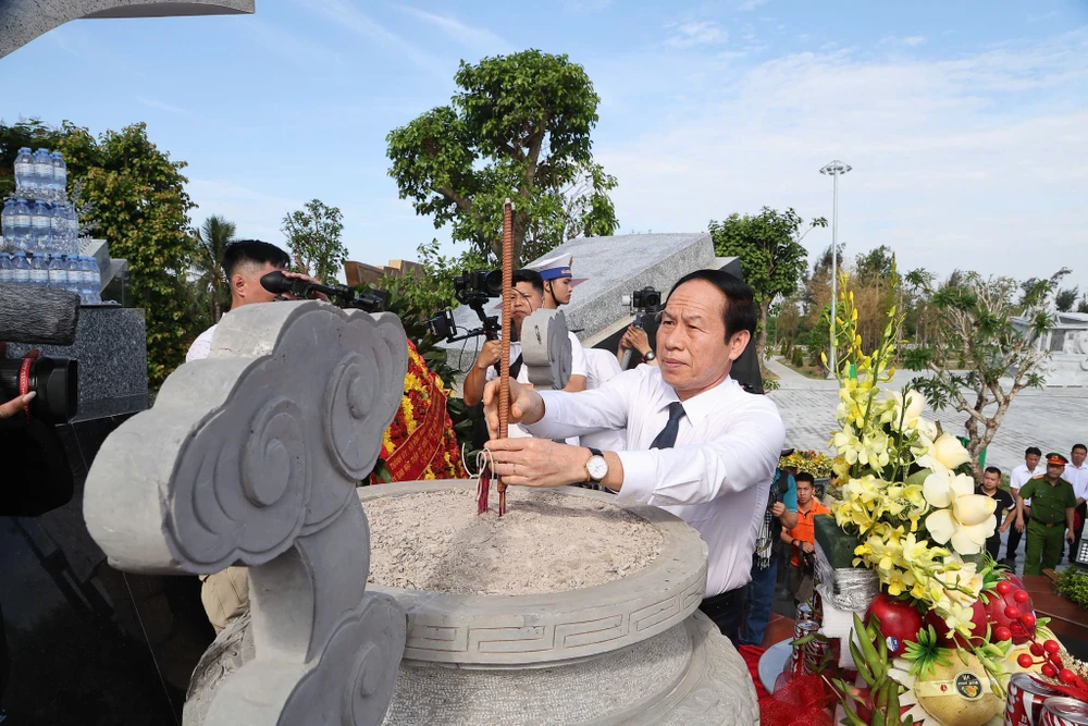 hai-phong-dong-loat-khoi-cong-khanh-thanh-14-cong-trinh-trong-diem-tong-muc-dau-tu-hon-24-7-nghin-ti-dong-2.jpg