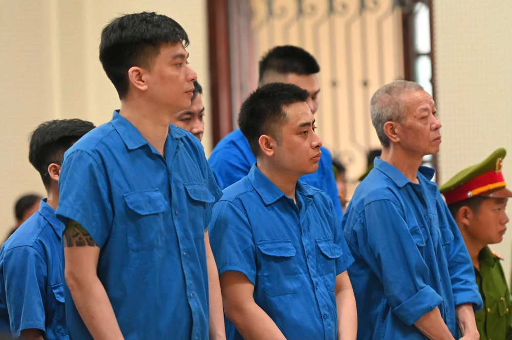 de-nghi-an-tu-hinh-doi-voi-bui-dinh-khanh-.jpg