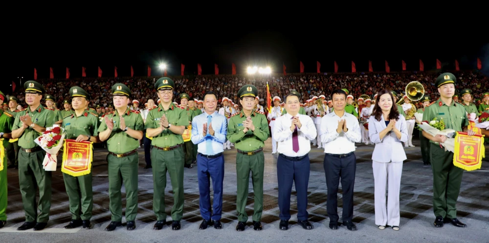 an-tuong-khai-mac-hoi-thao-quan-su-vo-thuat-va-the-thao-cong-an-nhan-dan-nam-2026-2.jpg