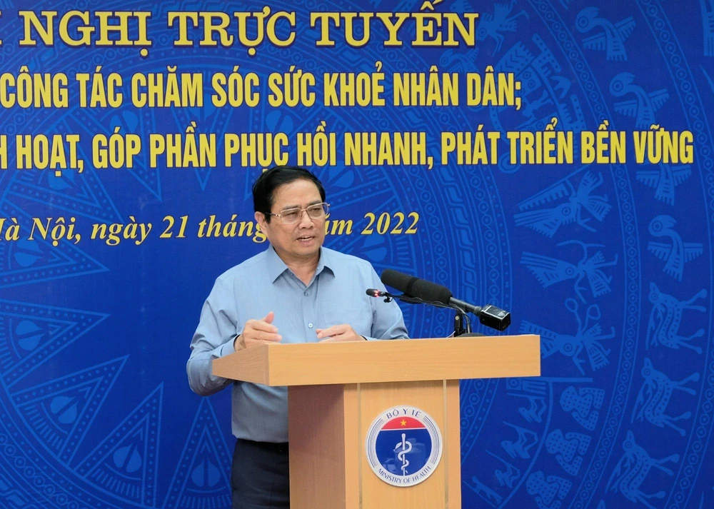Thủ tướng Chính phủ Phạm Minh Chính phát biểu tại Hội nghị Nâng cao công tác chăm sóc sức khỏe Nhân dân diễn ra sáng 21-8. Ảnh: TRẦN MINH