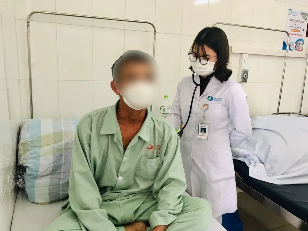 Hiện sức khỏe bệnh nhân ổn định, phục hồi tốt.