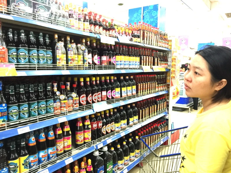 Vụ thông tin lệch lạc về nước mắm có chứa asen không được "xử" bằng Luật Cạnh tranh, dù đã gây ra một "cuộc chiến" không lành mạnh trong ngành nước mắm