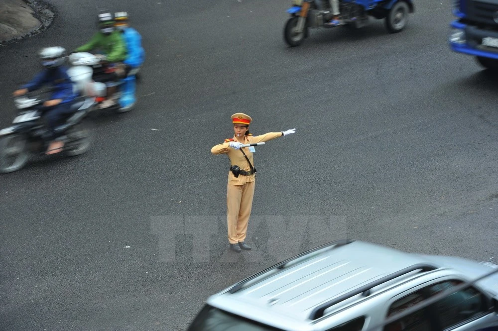 Những 'bóng hồng' cảnh sát giao thông tại Ninh Bình ảnh 4