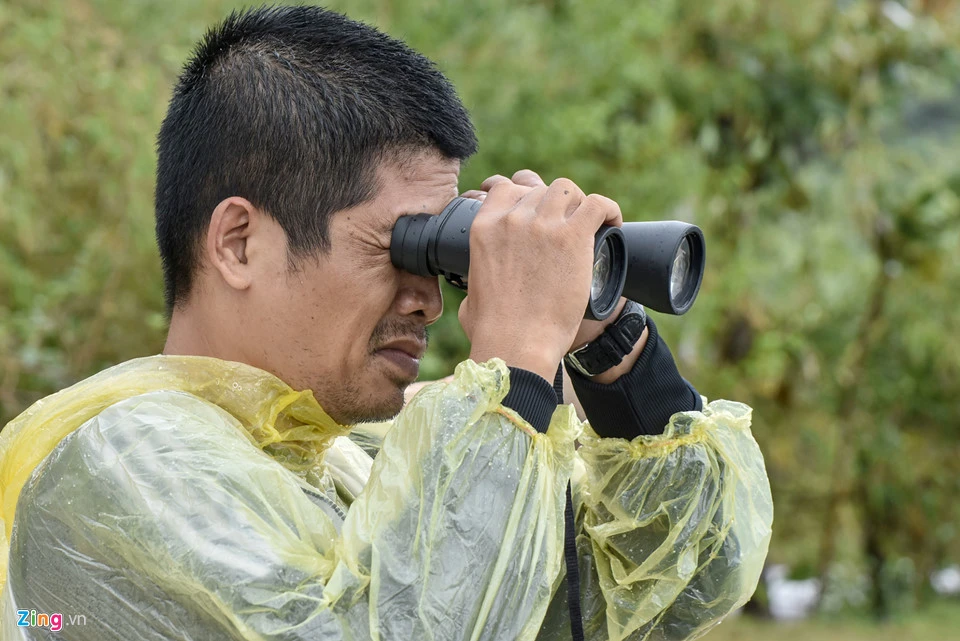 'Nghĩa địa' tàu hàng bị chìm sau bão số 12 ở Quy Nhơn ảnh 13