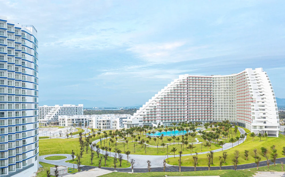 Bộ TN&amp;MT đề nghị các địa phương khẩn trương cấp sổ hồng cho căn hộ du lịch (condotel), biệt thự du lịch, căn hộ văn phòng (officetel) kết hợp lưu trú, thương mại dịch vụ...