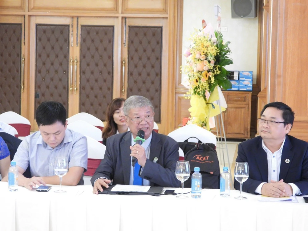 Thuốc bảo vệ thực vật làm từ lá xoan, hạt chè... được ưu đãi đầu tư