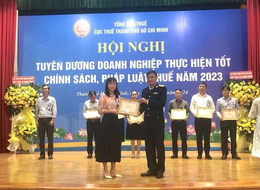 doanh nghiệp tiêu biểu