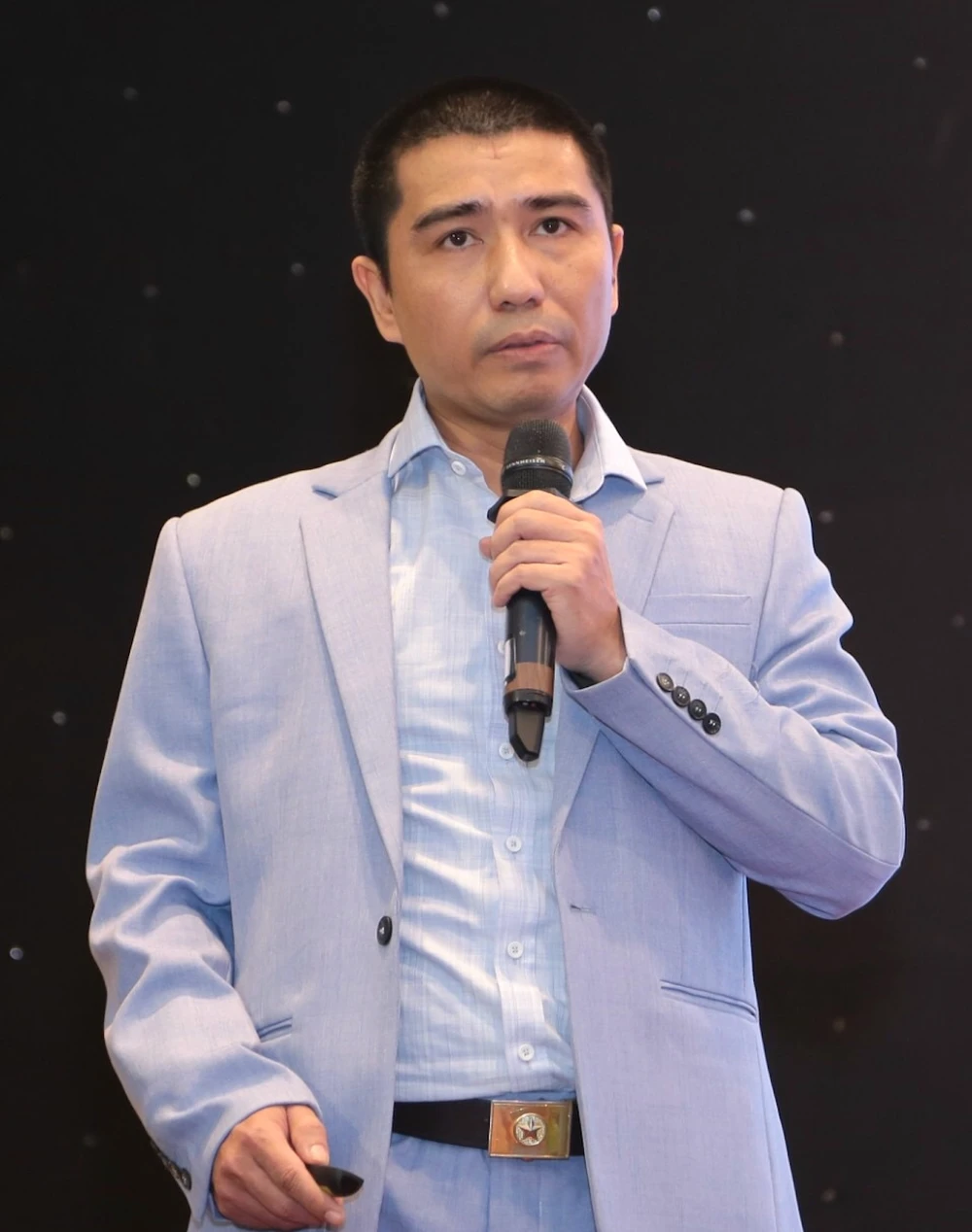 ong-Nguyen-Binh-Minh.JPG