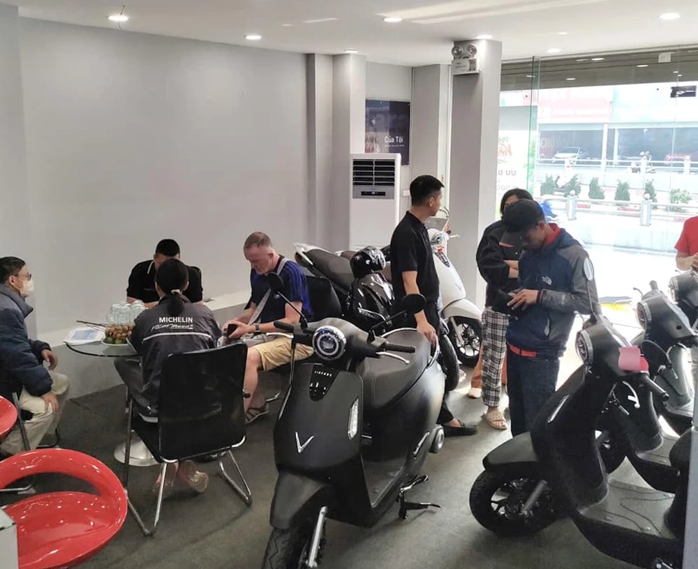 phát triển xe điện