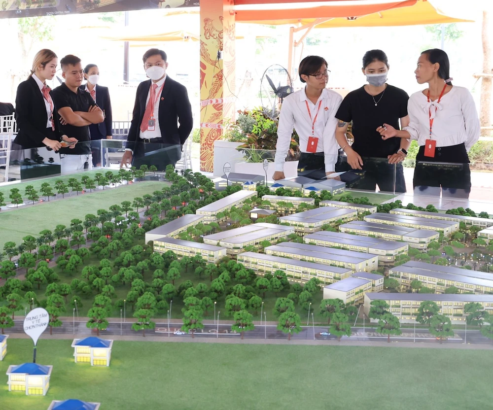 đất nền vùng ven