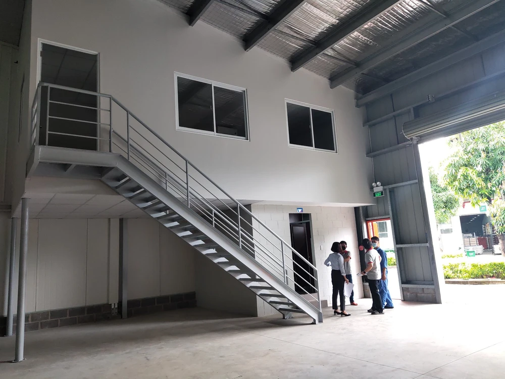 nhà xưởng xây sẵn