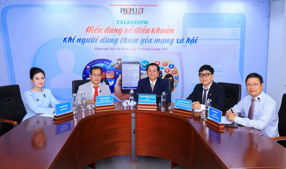 Talkshow Hiểu đúng về điều khoản khi người dùng tham gia mạng xã hội. Ảnh: NGUYỆT NHI