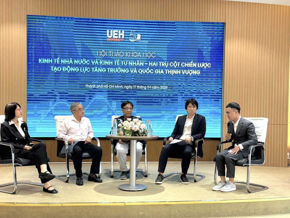 kinh-te-nha-nuoc-tu-nhan-the-che-dai-hoc-kinh-te-tphcm3.jpg