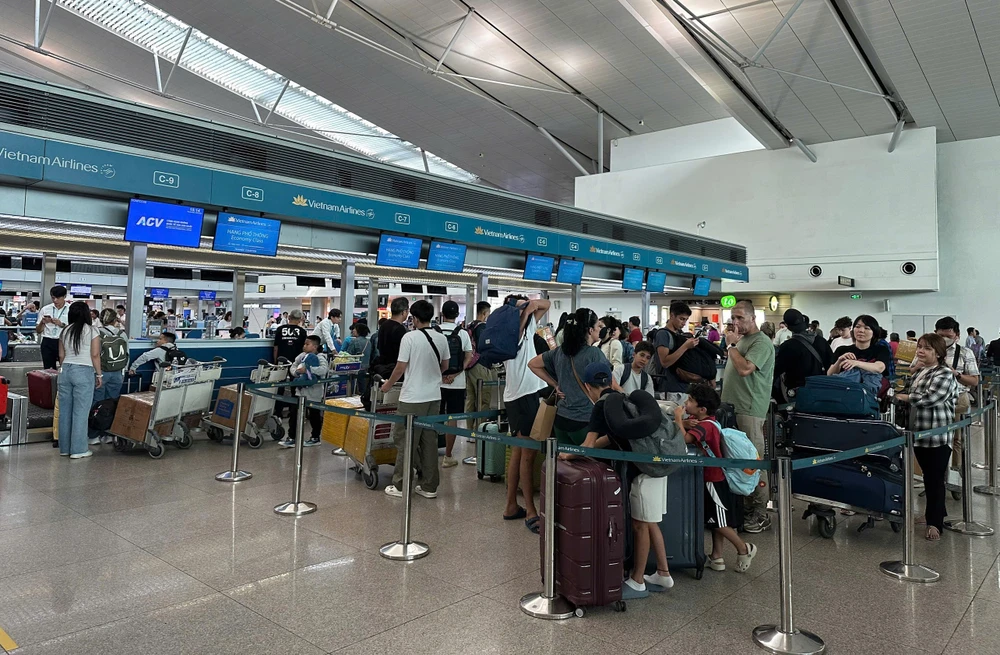 xuat-canh-no-thue-hoan-xuat-canh2.jpg