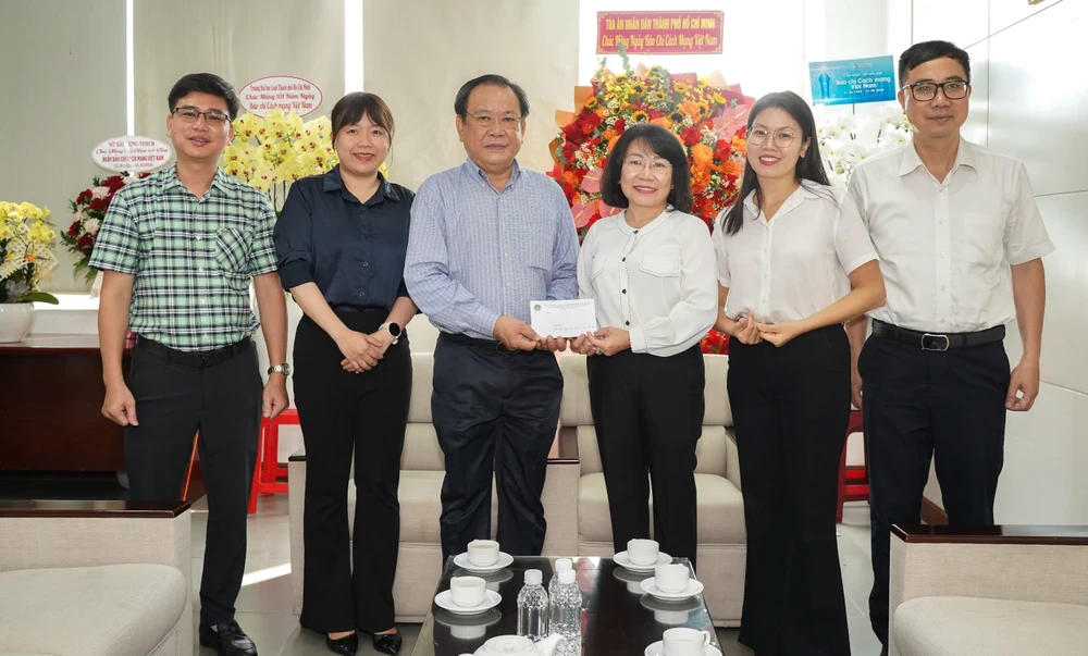 bo-tu-phap-Phap-Luat-TP.HCM-ngay-bao-chi-21-6-h3.JPG