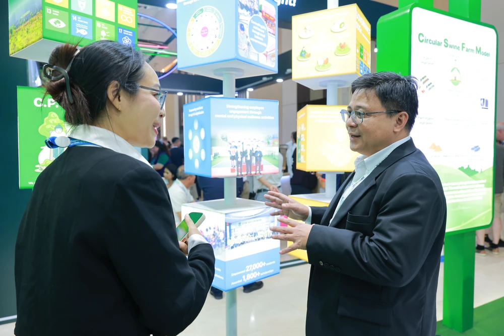 chan-nuoi-heo-ben-vung-CP-Viet-nam2.JPG