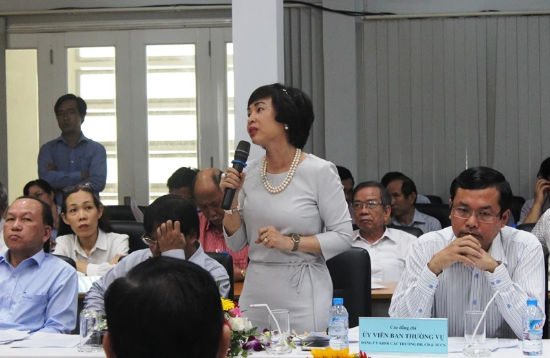 Bí thư Thăng: ‘Lương 3 triệu sao giữ được người giỏi' ảnh 2