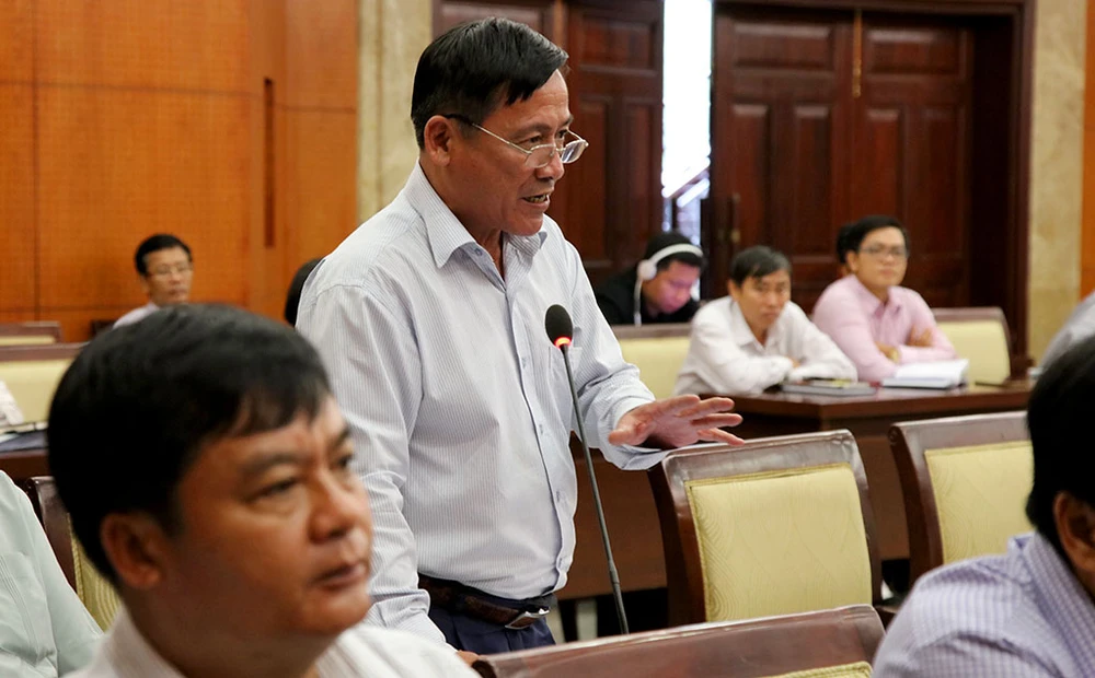 Giám đốc Sở có cam kết cuối năm nay kênh Ba Bò hết hôi? ảnh 2