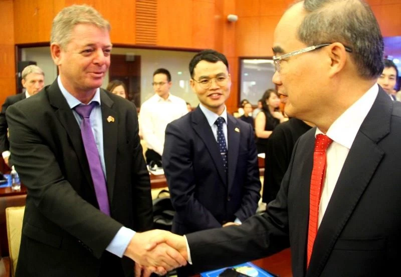 Nhà đầu tư nước ngoài đề nghị gì với lãnh đạo TPHCM ảnh 1