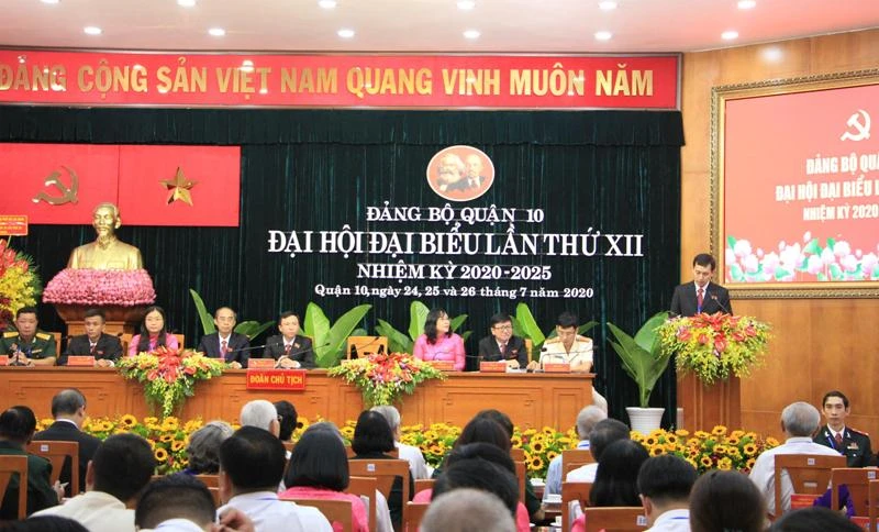 'Quận 10 cần mở các khu chuyên doanh phục vụ người Việt' ảnh 2