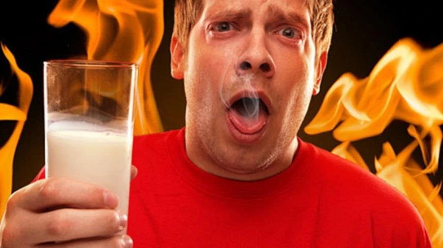 Sau khi ăn cay chớ dại uống nước! ảnh 2