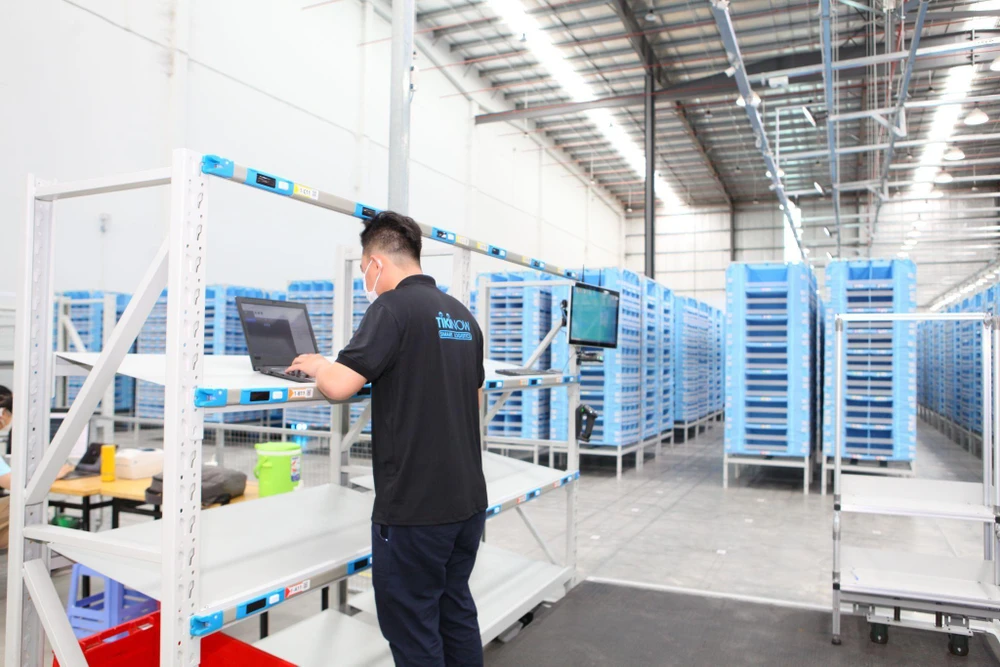 Để chuyển đổi số trong doanh nghiệp hãy bắt đầu từ con người. ẢNH: THU HÀ