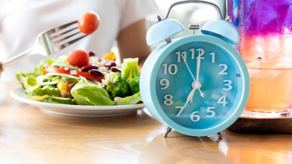 Nhịn ăn gián đoạn nếu áp dụng đúng cách sẽ mang lại nhiều hiệu quả tích cực. ẢNH: News18