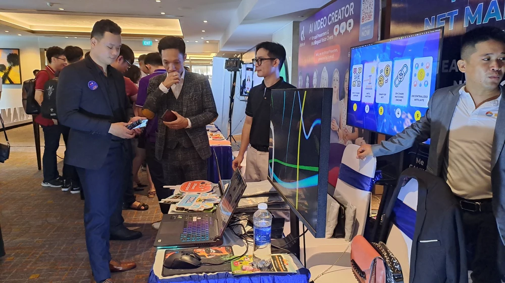 Nước ta đang được xem là thị trường có mức chấp nhận Blockchain, cũng như phát triển công nghệ Blockchain hàng đầu. ẢNH: THU HÀ