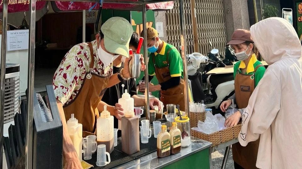 Cà phê muối đang là cơn sốt trong lĩnh vực kinh doanh F&amp;B. Ảnh: HẠ QUYÊN