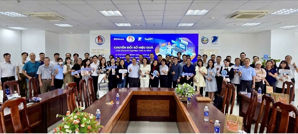 CHUYỂN ĐỔI SỐ