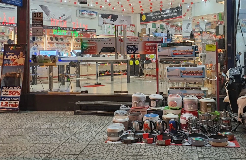 Cửa hàng điện máy